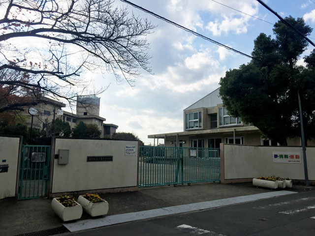 寝屋川市立第九中学校
