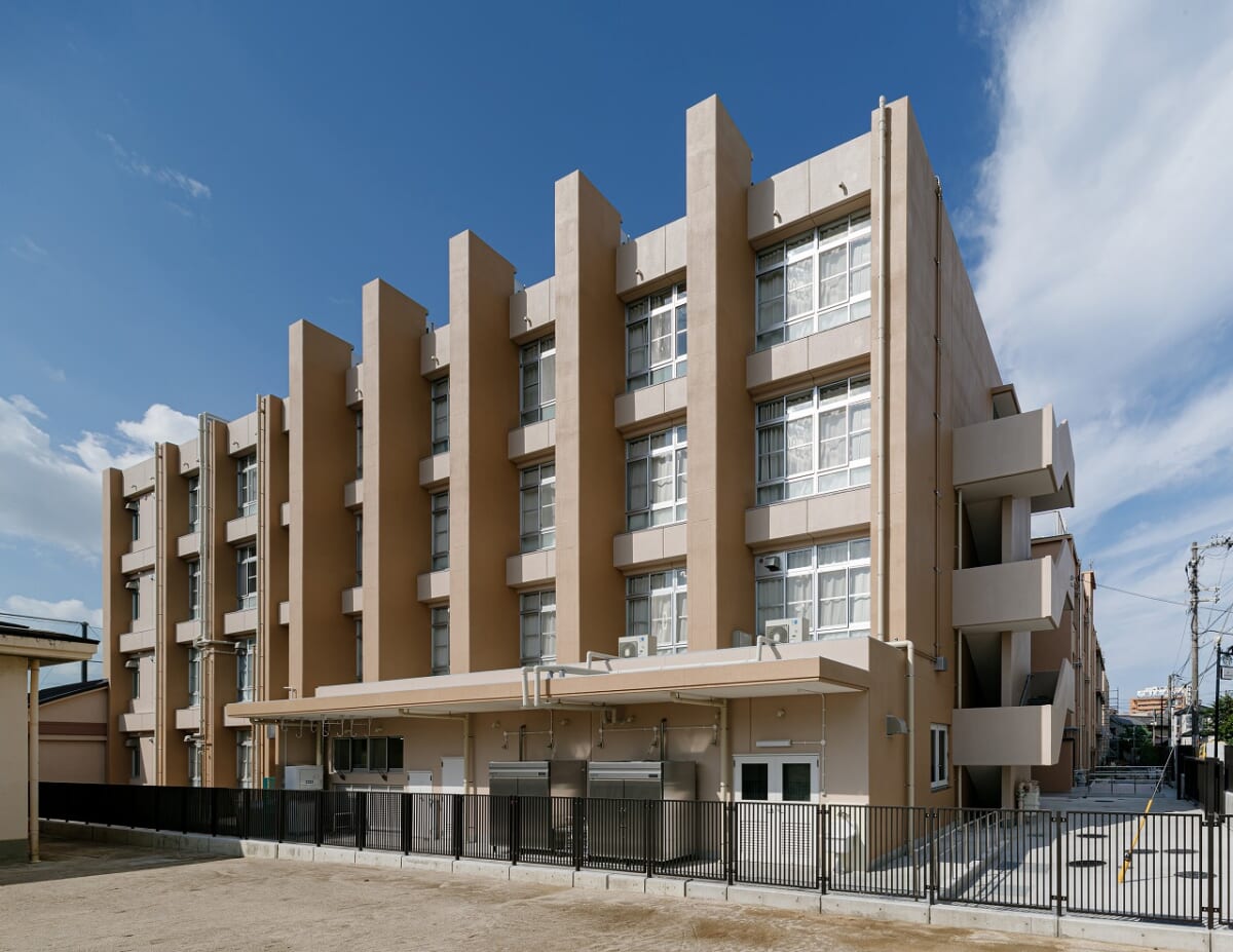 大阪市立義務教育学校生野未来学園