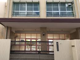 大阪市立東中浜小学校