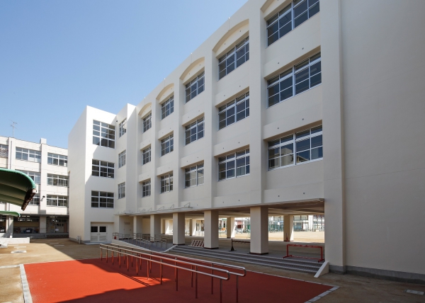 大阪市立島屋小学校
