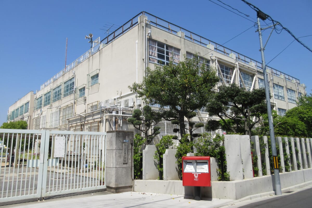 東大阪市立小阪小学校