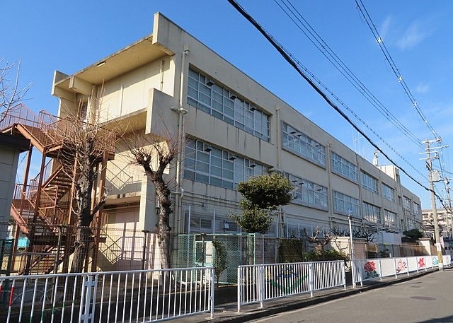 東大阪市立荒川小学校