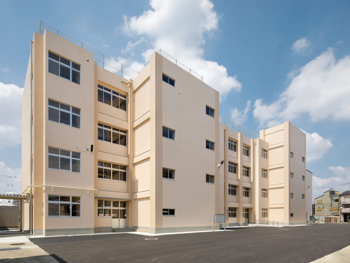 大阪市立淀川中学校