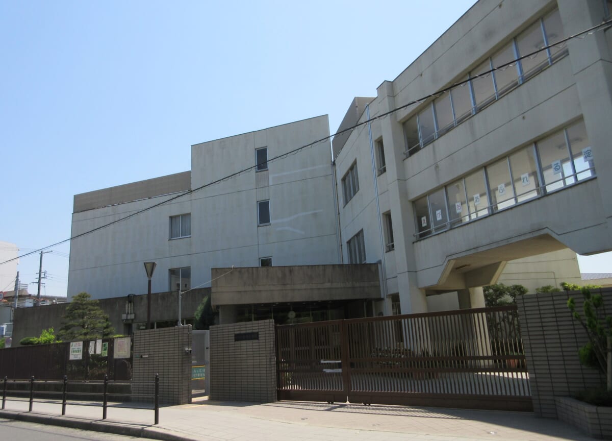 大阪市立淀川小学校
