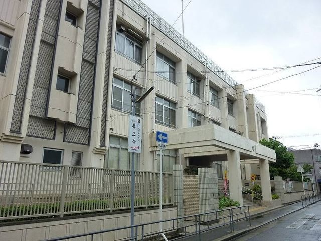 大阪市立城東小学校