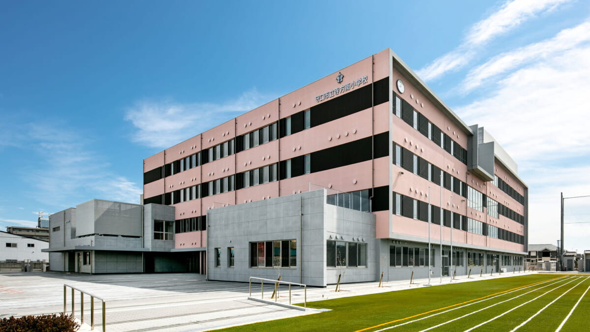 守口市立寺方南小学校